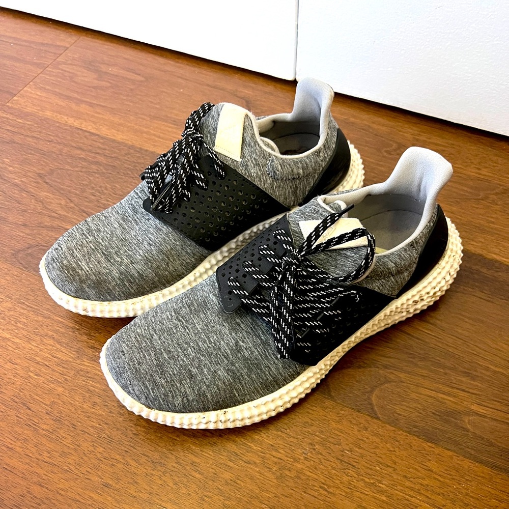 Adidas Ortholite size 7